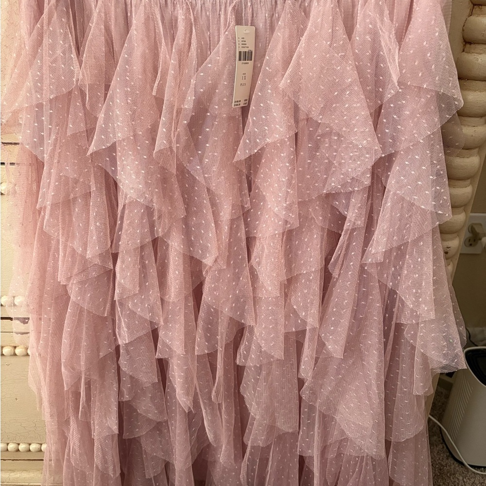 ANTHROPOLOGIE  new! Tags on!  Pink Layered Ruffle Skirt